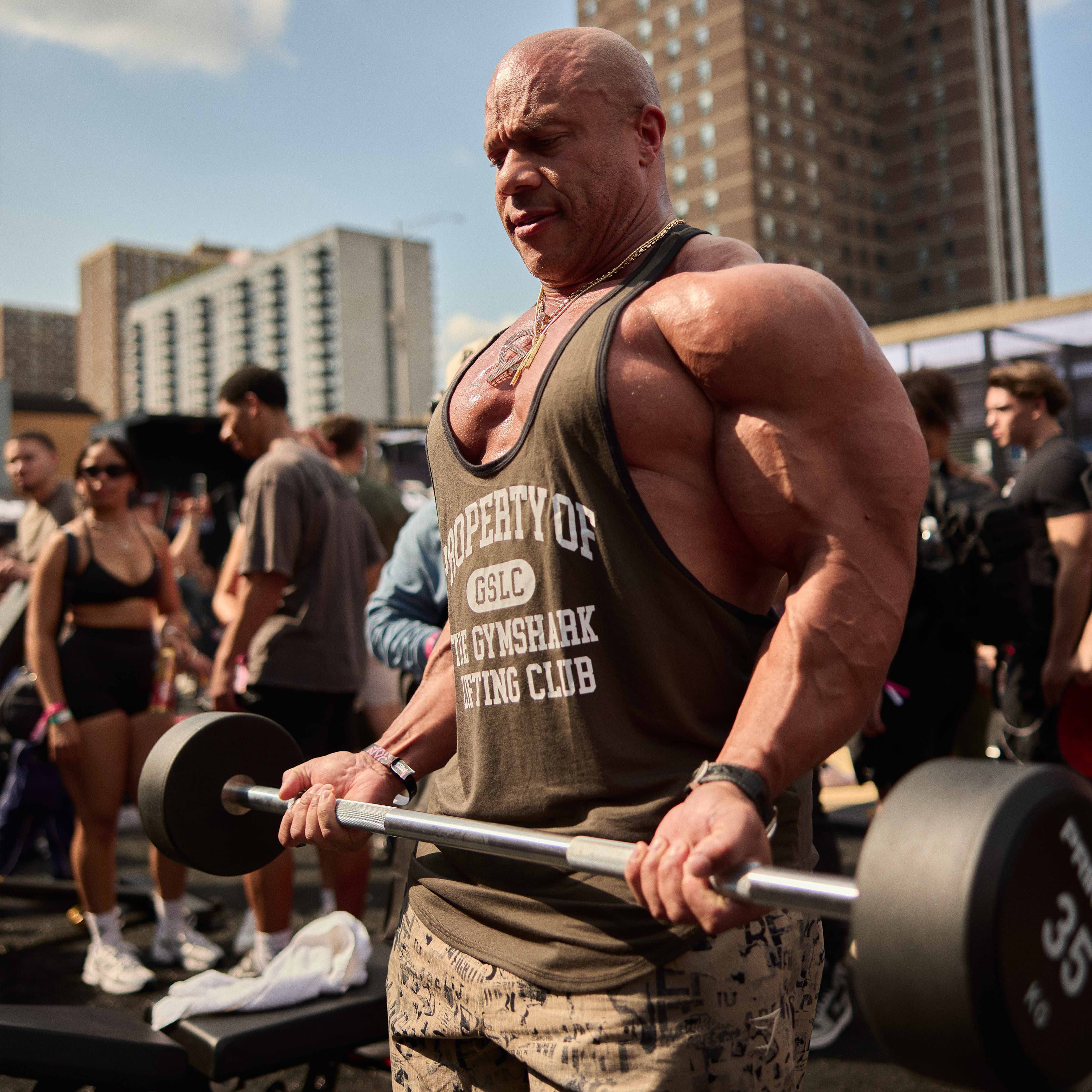 How To Barbell Bicep Curl Properly: Tips, Benefits & Variations